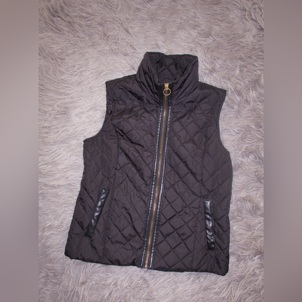 Adrienne Vittadini puffer vest